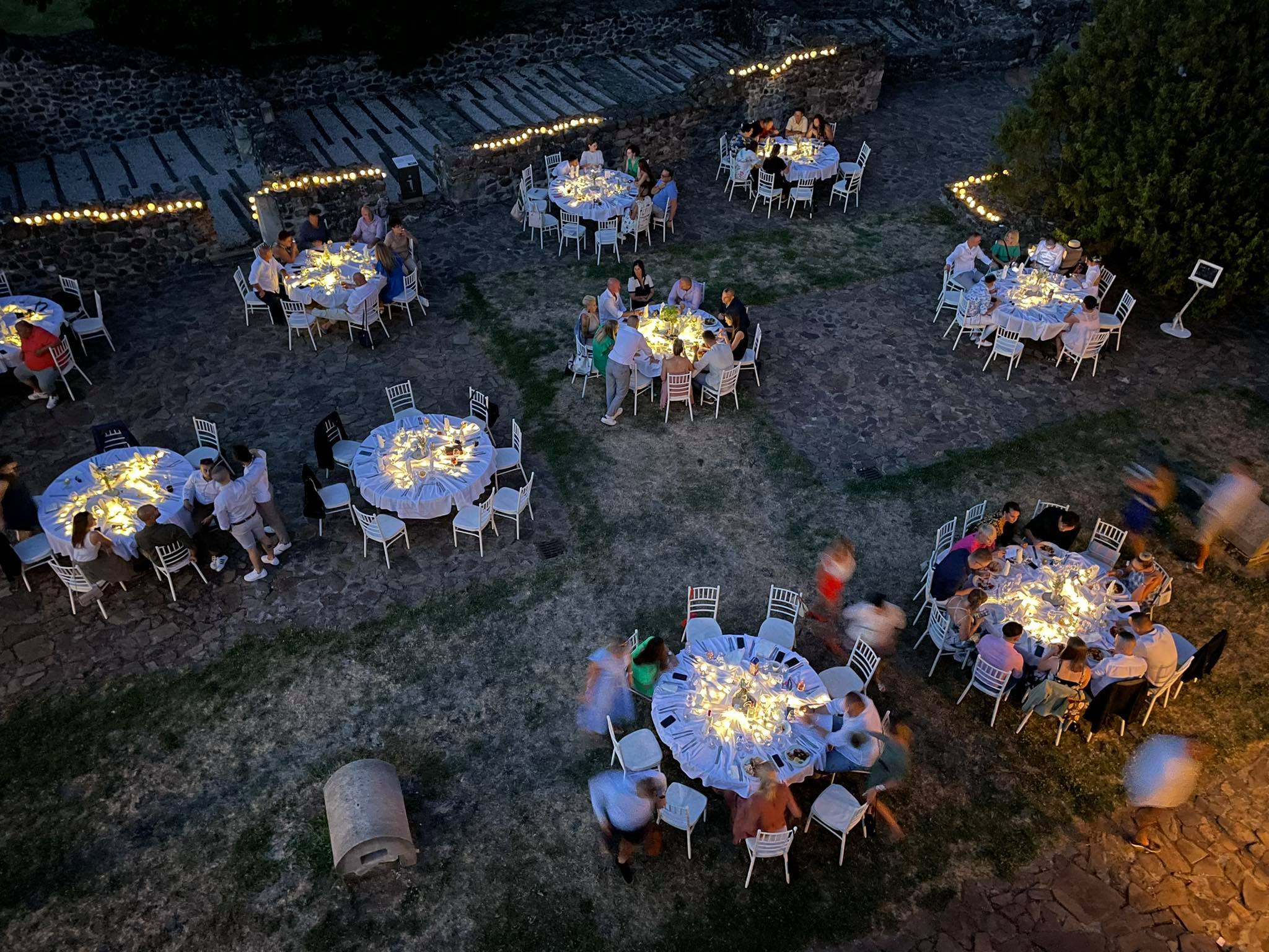 Aranypince Vendéglő